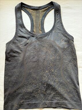 Lululemon swiftly size 4